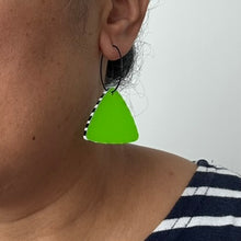 Load image into Gallery viewer, Acrylic Stripe Edge Earrings