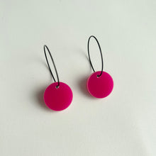 Load image into Gallery viewer, Acrylic Pink Circle Earrings
